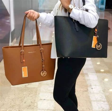 Réplicas de bolsos Michaels Kors en Bogotá